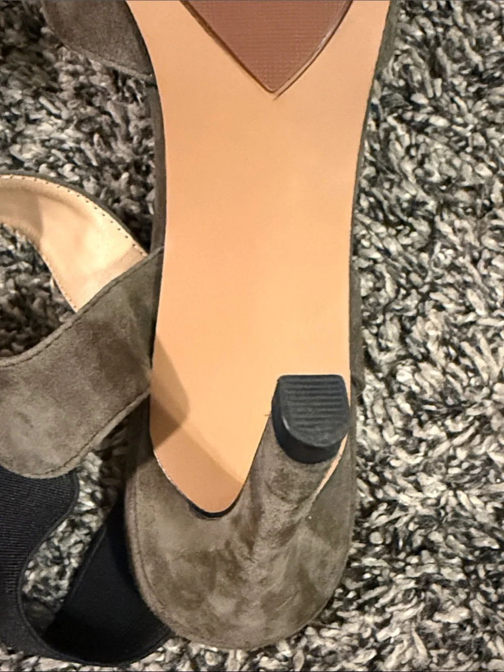 Franco Sarto Women’s Size 9.5 Olive Suede Pointed Toe Ankle Strap Heels